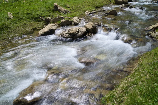 Creek Canfranc Valley Pireneje Prowincja Huesca Aragon Hiszpania — Zdjęcie stockowe