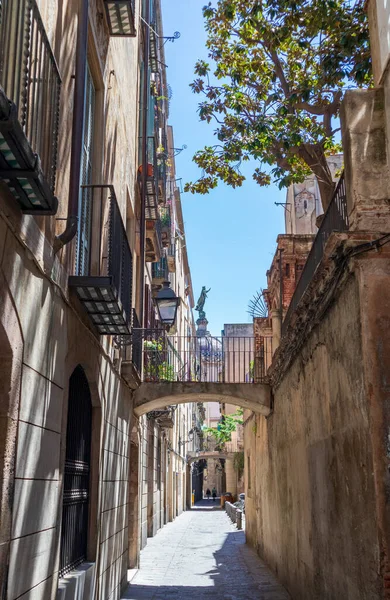 Gotiek Van Barcelona Met Details Van Straten Reflecties — Stockfoto