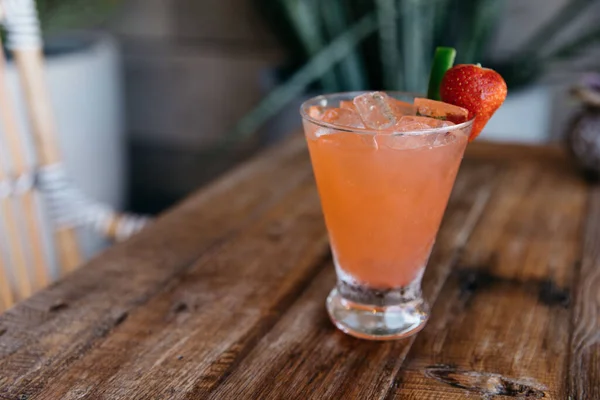 Orange Cocktail Wood Table — 스톡 사진