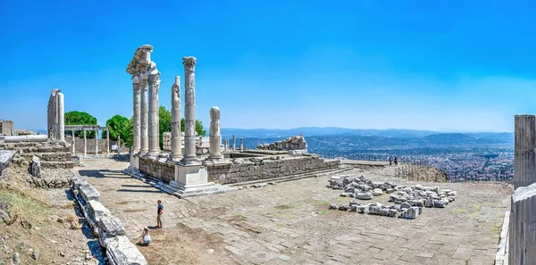 Pergamon Turkey 2019 土耳其帕加蒙古希腊城市狄俄尼索斯神庙的废墟 大型全景视图 — 图库照片