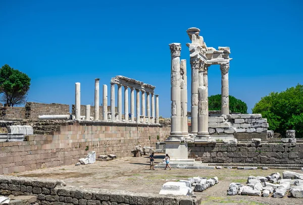 Pérgamo Turquía 2019 Ruinas Del Templo Dionisos Antigua Ciudad Griega —  Fotos de Stock