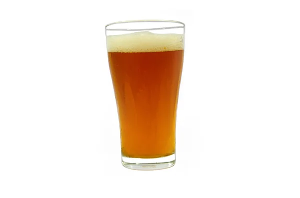 Cerveja Copo Fundo Branco — Fotografia de Stock