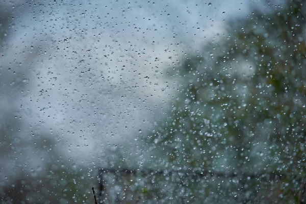 Regendruppels Vlucht Vliegen Naar Camera — Stockfoto