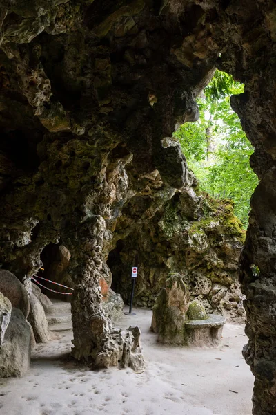 Вид Пещеру Саду Кинта Регало Синтра Недалеко Лисбона Португалия — стоковое фото
