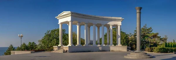 Chernomorsk Ucrânia 2020 Colonata Obelisco Glória Cidade Chernomorsk Uma Manhã — Fotografia de Stock