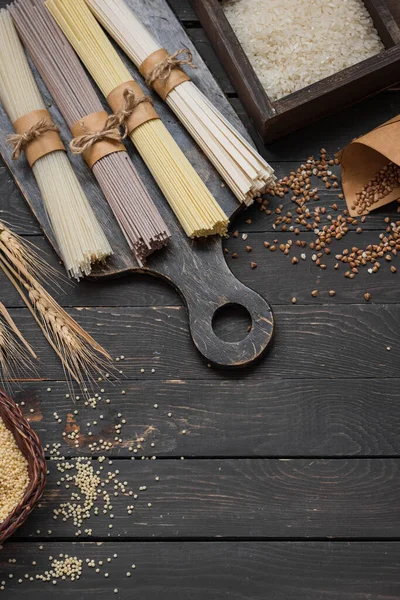 Sortidas Sem Glúten Trigo Sarraceno Ovo Macarrão Arroz Vista Cima — Fotografia de Stock