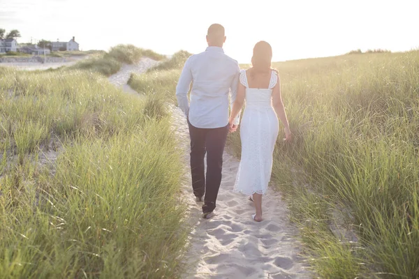 Romantic Loving Couple Posing Ocean Beach —  Fotos de Stock