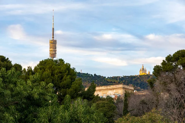 Övergiven Byggnad Offentlig Park Staden Barcelona Surrounde — Stockfoto