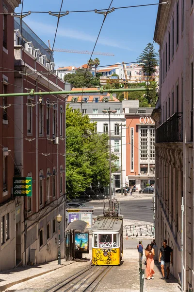 Hermosa Vista Antiguo Tranvía Eléctrico Histórico Ascensor Edificios Centro Lisboa — Foto de Stock