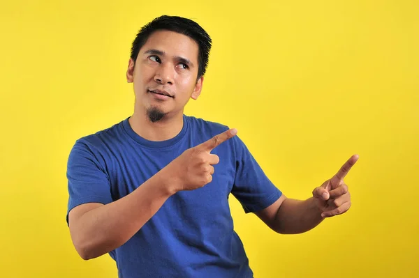 Friendly Looking Lively Pleasant Asian Male White Shirt Smiling Delighted — Stock Photo, Image