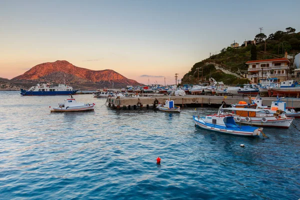 Porto Aldeia Principal Ilha Fourni Grécia — Fotografia de Stock