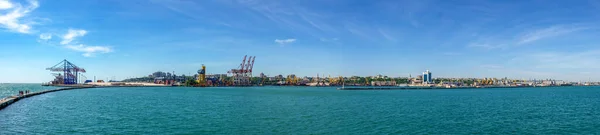 Lighthouse Entrance Harbor Odessa Seaport Sunny Summer Day — Stock Photo, Image