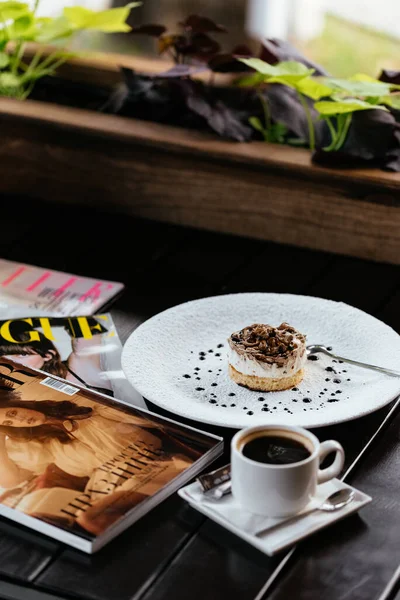 Cheesecake Τσάι Στο Εσωτερικό Του Καφέ — Φωτογραφία Αρχείου