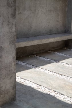 Minimum tavan arası tarzı kahve dükkanı, stok fotoğrafı.