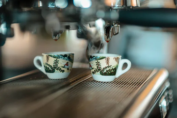 Italian Espresso Machine Counter Restaurant Dispensing — Stock Photo, Image