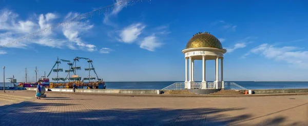Berdyansk Ucrania 2020 Embankment Del Mar Azov Berdyansk Ucrania Una — Foto de Stock