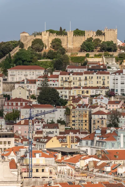 Чудовий Вид Стародавні Міські Будівлі Замок Центральній Частині Лісабона Португалія — стокове фото
