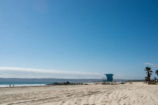 Belle Plage Dans Mer Sur Fond Nature — Photo