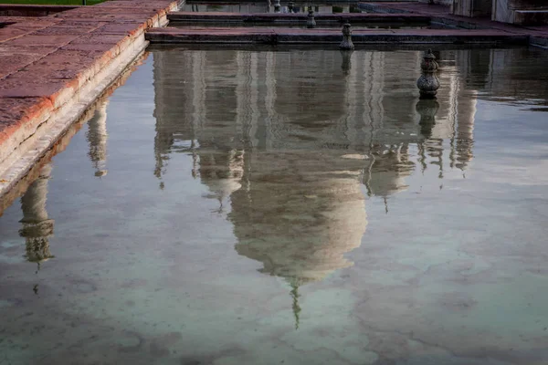 Een Weerspiegeling Van Taj Mahal Gelegen Agra India — Stockfoto