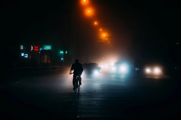 Silhuett Man Cykeln Staden — Stockfoto