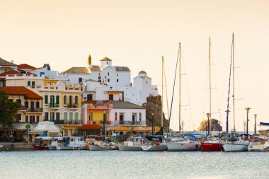 Eski şehrin güzel manzarası.