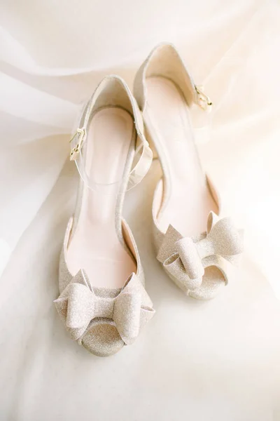 White Wedding Shoes Isolated White Background — Fotografia de Stock