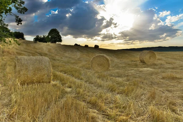 Rural Landscape Mountains Large Haystacks — Fotografia de Stock