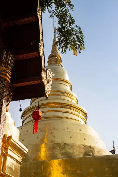 Templo Público Budista Tailandés Con Buen Ambiente Foto Stock — Foto de Stock