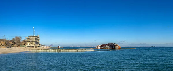 Odessa Ucrânia 2019 Naufrágio Pequeno Petroleiro Delfi Largo Costa Odessa — Fotografia de Stock