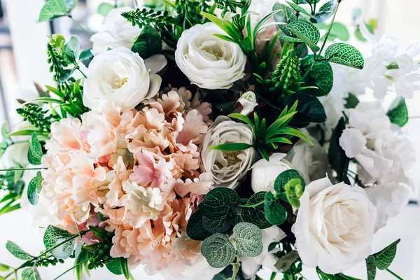 Beautiful Wedding Bouquet Flowers — Stock Photo, Image