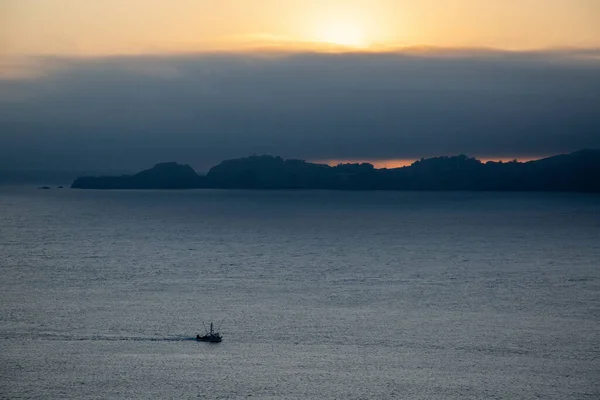 Vacker Solnedgång Över Havet — Stockfoto