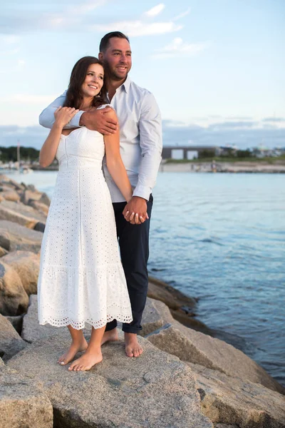 Romantic Loving Couple Posing Ocean Beach — Stockfoto