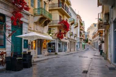 Yeni bölgenin başkentinin caddeleri