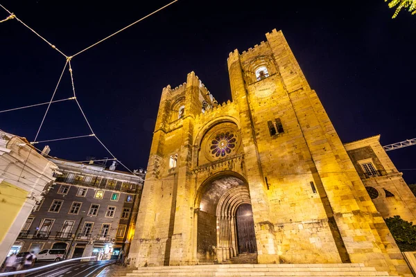 Bela Vista Para Antiga Igreja Histórica Área Alfama Centro Lisboa — Fotografia de Stock