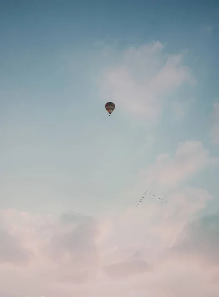 Parapente Voando Céu — Fotografia de Stock