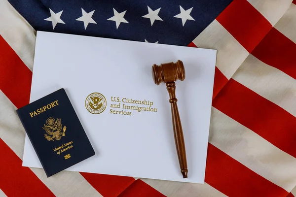 Judge Gavel Lawyers Office Deportation Citizenship Immigration Services Naturalization Usa — Stock Photo, Image