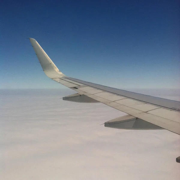 Křídlo Letadla Obloze — Stock fotografie