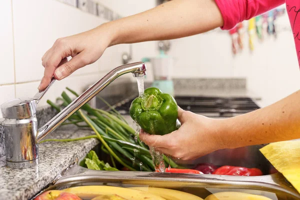 Cleaning Fruits Vegetables Coronavirus — Stock Photo, Image