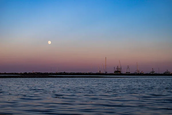 Vacker Solnedgång Över Havet Resor — Stockfoto