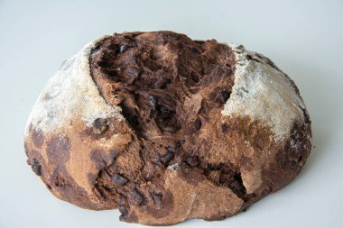 Kakao ve çikolatalı ekmek.