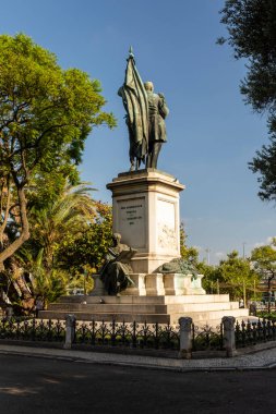 Lizbon, Portekiz 'deki halka açık meydandaki tarihi anıta güzel bir manzara