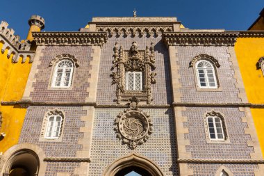 Portekiz, Sintra 'daki Pena Ulusal Sarayı' nın güzel manzarası