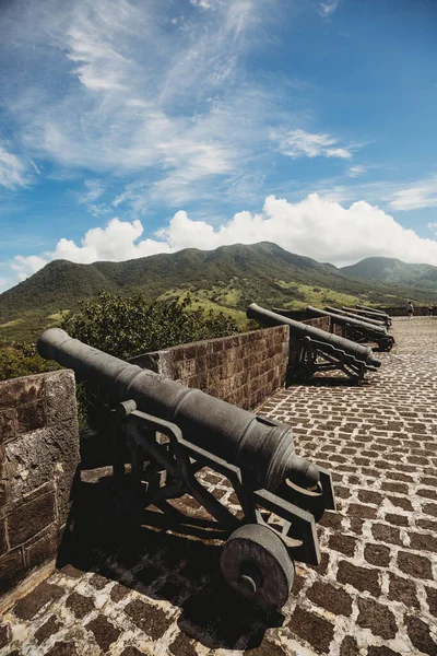 Vecchio Cannone Nella Città Della Fortezza — Foto Stock