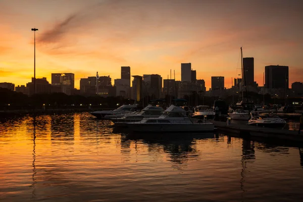 Beautiful Sunset View Boats Local Marina Yellow Orange Reflections Water — Stock Photo, Image