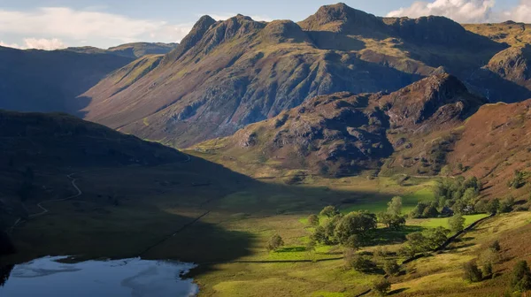 Blea Tarn Antenn Påsk Som Visar Tjärn Och Omgivande Området — Stockfoto