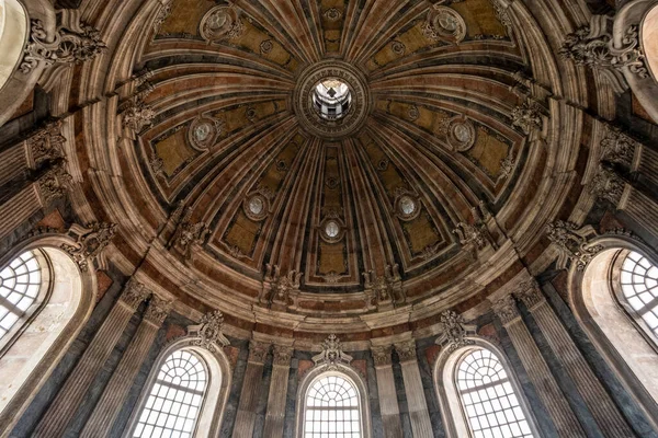 Prachtig Interieur Van Oude Historische Kerk Het Centrum Van Lissabon — Stockfoto