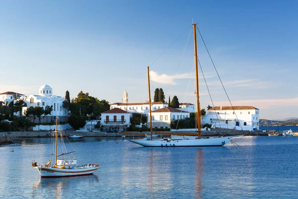 Tekintettel Hagyományos Építészet Spetses Village Görögország — Stock Fotó
