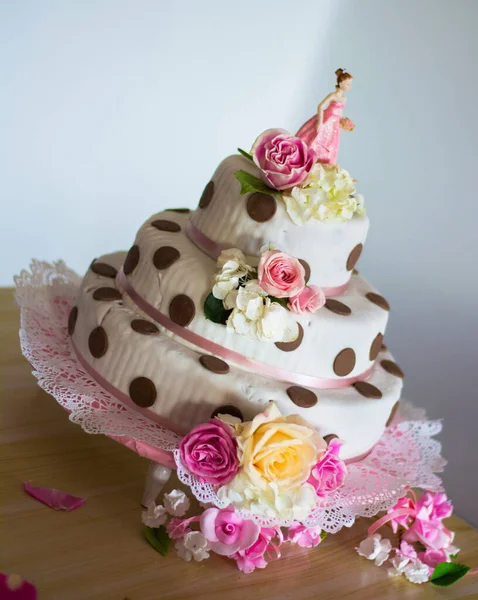 Bolo Casamento Com Flores Rosas — Fotografia de Stock