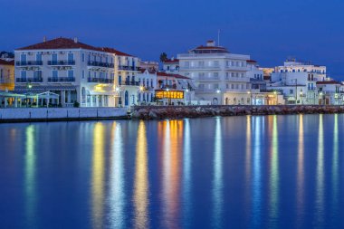 Yunanistan 'daki şehir limanının güzel manzarası