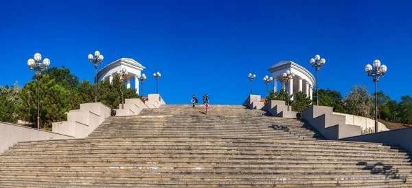 Chernomorsk Ucrânia 2020 Escadas Marítimas Parque Beira Mar Para Praia — Fotografia de Stock